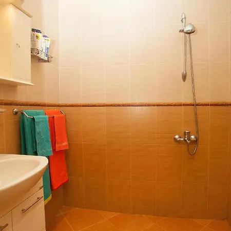 Cozy 1 Bedroom With A/c And Free Wi-fi * Sofía